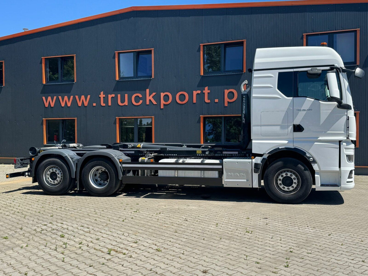 MAN TGX 26.520 6x2 Abrollkipper MEILLER RS 21.70 - Haakarmsysteem vrachtwagen: afbeelding 4 MAN TGX 26.520 6x2 Abrollkipper MEILLER RS 21.70 - Haakarmsysteem vrachtwagen: afbeelding 4