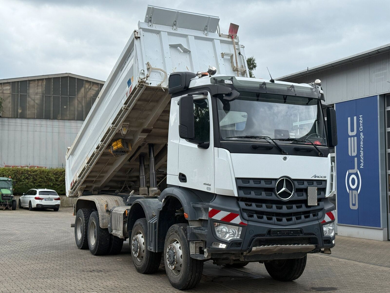 Mercedes-Benz 4145 8x8 Meiler Dreiseitenkipper Bordmatik - Kipper vrachtwagen: afbeelding 4 Mercedes-Benz 4145 8x8 Meiler Dreiseitenkipper Bordmatik - Kipper vrachtwagen: afbeelding 4