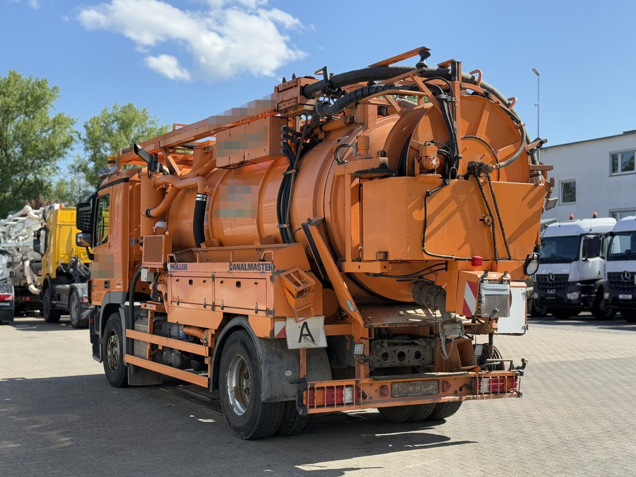 Mercedes-Benz ACTROS 1832 L Kanalreiniger MÜLLER 10.000 L - Vacuümwagen: afbeelding 4 Mercedes-Benz ACTROS 1832 L Kanalreiniger MÜLLER 10.000 L - Vacuümwagen: afbeelding 4