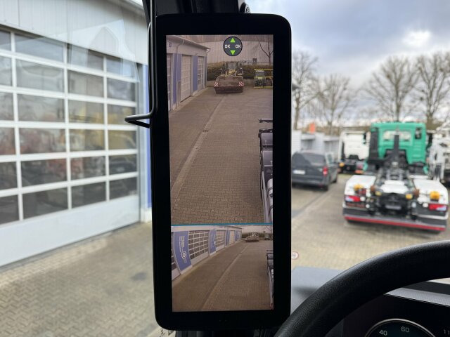 Mercedes-Benz ACTROS 2543 6x2 Wechselaufbau BDF AHK 2 Betten - Containertransporter/ Wissellaadbak vrachtwagen: afbeelding 4 Mercedes-Benz ACTROS 2543 6x2 Wechselaufbau BDF AHK 2 Betten - Containertransporter/ Wissellaadbak vrachtwagen: afbeelding 4