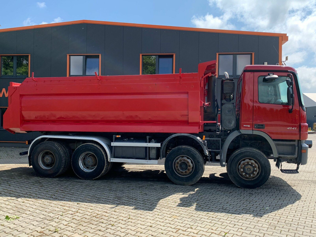 Mercedes-Benz ACTROS 4141 EURO4 8x8 Muldenkipper - Kipper vrachtwagen: afbeelding 4 Mercedes-Benz ACTROS 4141 EURO4 8x8 Muldenkipper - Kipper vrachtwagen: afbeelding 4