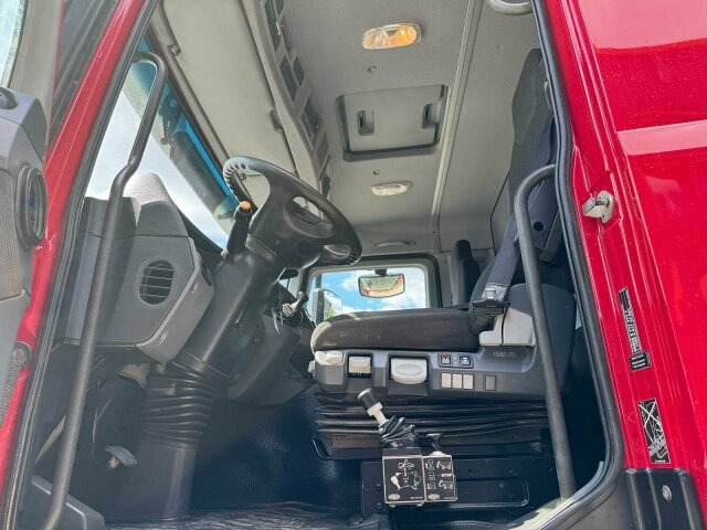Mercedes-Benz ACTROS 4144 8x6 EURO5 Kipper mit Bordmatik - Kipper vrachtwagen: afbeelding 5 Mercedes-Benz ACTROS 4144 8x6 EURO5 Kipper mit Bordmatik - Kipper vrachtwagen: afbeelding 5