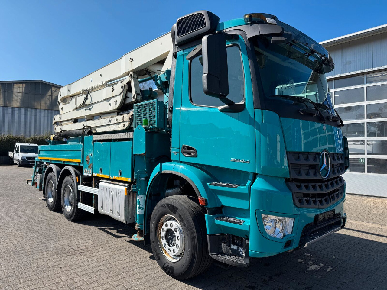 Mercedes-Benz AROCS 2844 6x4 Euro 6 Betonpumpe SERMAC 5Z33 - Betonpomp: afbeelding 1 Mercedes-Benz AROCS 2844 6x4 Euro 6 Betonpumpe SERMAC 5Z33 - Betonpomp: afbeelding 1
