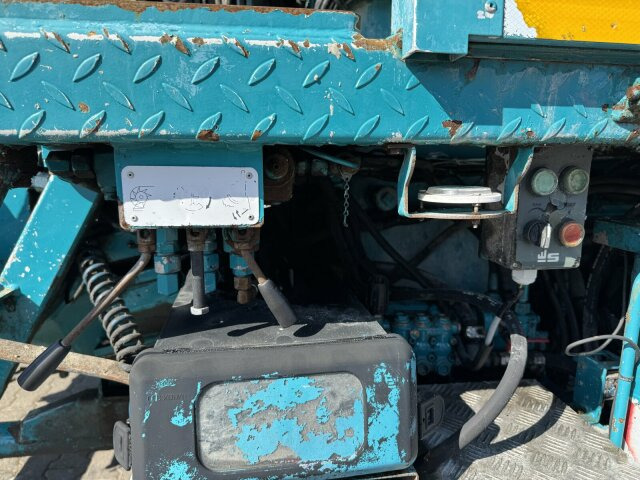 Mercedes-Benz AROCS 2844 6x4 Euro 6 Betonpumpe SERMAC 5Z33 - Betonpomp: afbeelding 4 Mercedes-Benz AROCS 2844 6x4 Euro 6 Betonpumpe SERMAC 5Z33 - Betonpomp: afbeelding 4