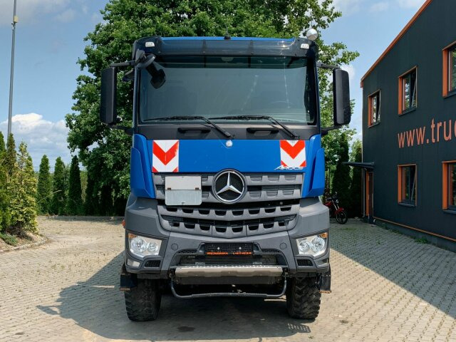 Mercedes-Benz AROCS 4145 8x8 EURO6 Muldenkipper TOP! - Kipper vrachtwagen: afbeelding 3 Mercedes-Benz AROCS 4145 8x8 EURO6 Muldenkipper TOP! - Kipper vrachtwagen: afbeelding 3