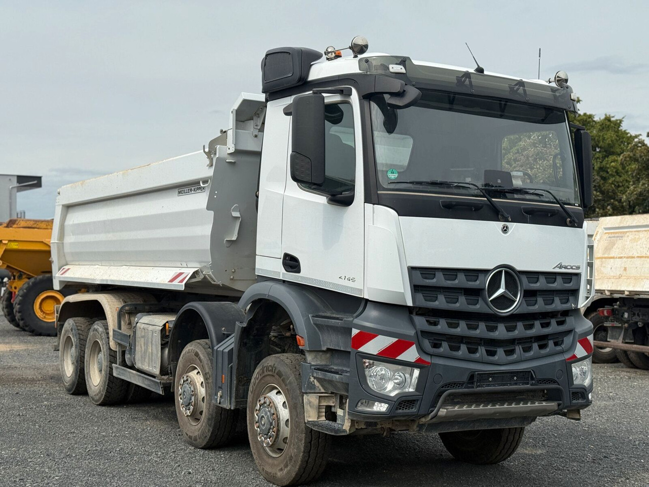 Mercedes-Benz AROCS 4145 8x8 Meiller Muldenkipper - Portaalarmsysteem vrachtwagen: afbeelding 1 Mercedes-Benz AROCS 4145 8x8 Meiller Muldenkipper - Portaalarmsysteem vrachtwagen: afbeelding 1