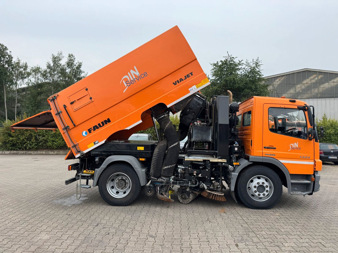 Mercedes-Benz ATEGO 1324 4x2 Kehrmaschine FAUN Viajet 6R/H - Veegwagen: afbeelding 5 Mercedes-Benz ATEGO 1324 4x2 Kehrmaschine FAUN Viajet 6R/H - Veegwagen: afbeelding 5