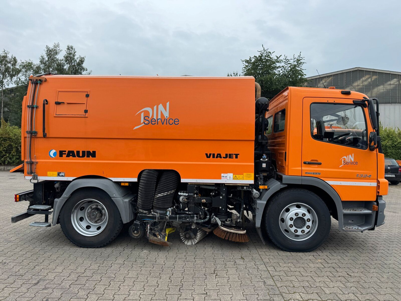 Mercedes-Benz ATEGO 1324 4x2 Kehrmaschine FAUN Viajet 6R/H - Veegwagen: afbeelding 4 Mercedes-Benz ATEGO 1324 4x2 Kehrmaschine FAUN Viajet 6R/H - Veegwagen: afbeelding 4