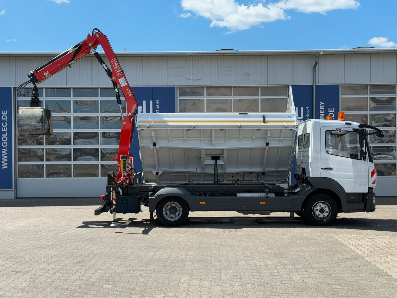 Mercedes-Benz ATEGO 818 4x2 Euro 6 Kipper Kran FASSI F65B.0.22 - Kipper bestelwagen: afbeelding 4 Mercedes-Benz ATEGO 818 4x2 Euro 6 Kipper Kran FASSI F65B.0.22 - Kipper bestelwagen: afbeelding 4