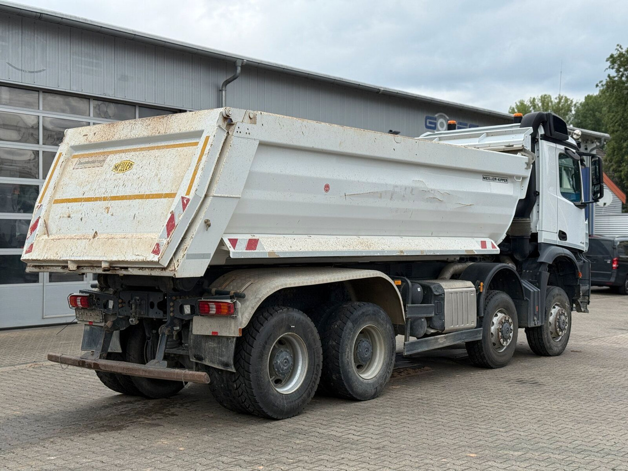 Mercedes-Benz Arocs 4145 8x8 Muldenkipper MEILLER - Portaalarmsysteem vrachtwagen: afbeelding 5 Mercedes-Benz Arocs 4145 8x8 Muldenkipper MEILLER - Portaalarmsysteem vrachtwagen: afbeelding 5