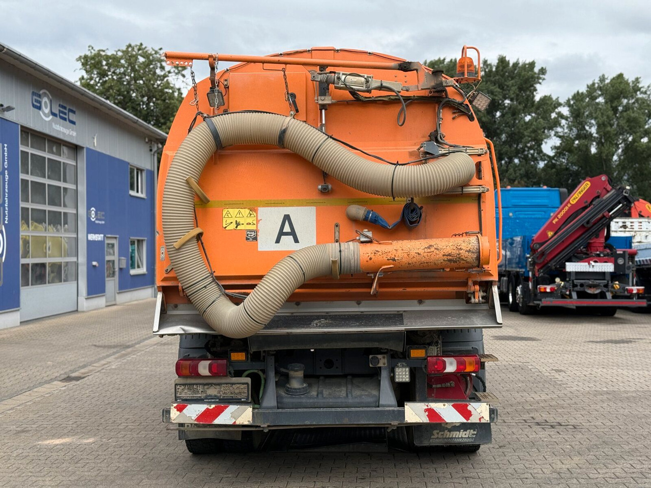 Mercedes-Benz Atego 1324 4x2 Kehrmaschine Schmidt SKF S7B 7 m³ - Veegwagen: afbeelding 4 Mercedes-Benz Atego 1324 4x2 Kehrmaschine Schmidt SKF S7B 7 m³ - Veegwagen: afbeelding 4