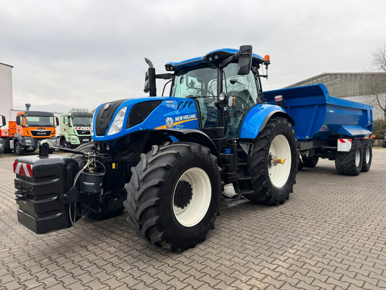 New Holland T7.230 AC 4x4 Autocommand Traktor 216 PS *Kipper - Tractor: afbeelding 2 New Holland T7.230 AC 4x4 Autocommand Traktor 216 PS *Kipper - Tractor: afbeelding 2