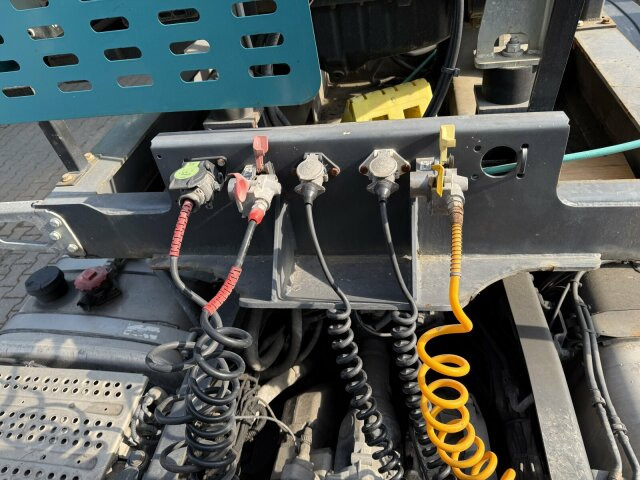 Betonmischer-Auflieger Euromix 12 m³ mit Motor - Oplegger: afbeelding 4 Betonmischer-Auflieger Euromix 12 m³ mit Motor - Oplegger: afbeelding 4