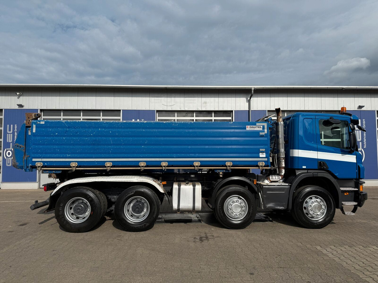 Scania P 410 8x4 Dreiseitenkipper DAUTEL - Kipper vrachtwagen: afbeelding 3 Scania P 410 8x4 Dreiseitenkipper DAUTEL - Kipper vrachtwagen: afbeelding 3