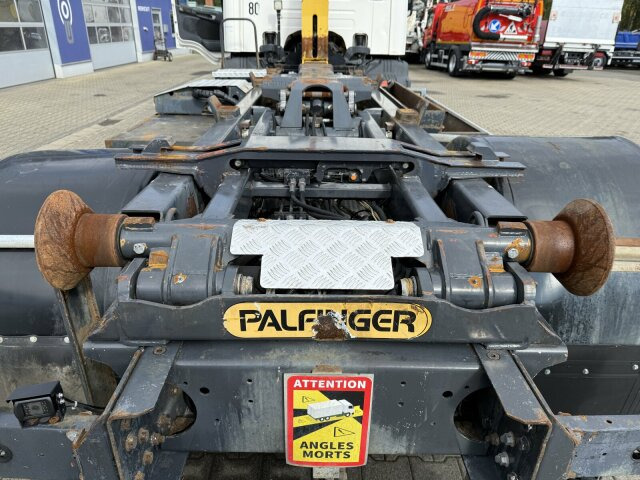 Scania P280 4x2 Abrollkipper Palfinger Knickhaken T15A - Haakarmsysteem vrachtwagen: afbeelding 5 Scania P280 4x2 Abrollkipper Palfinger Knickhaken T15A - Haakarmsysteem vrachtwagen: afbeelding 5