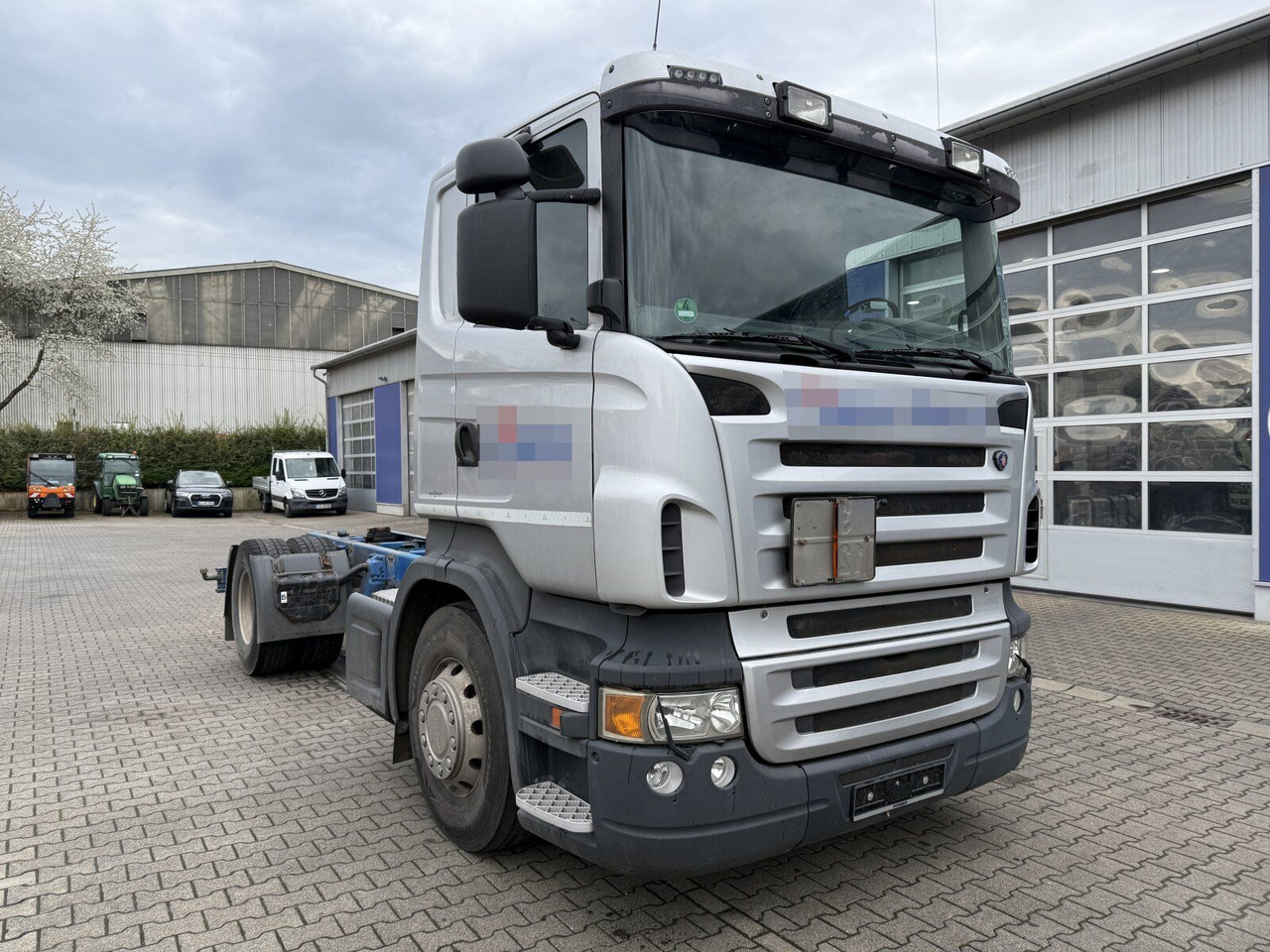 Scania R 420 Tankwagen ADR Fahrgestell Retarder Volluft - Tankwagen: afbeelding 1 Scania R 420 Tankwagen ADR Fahrgestell Retarder Volluft - Tankwagen: afbeelding 1