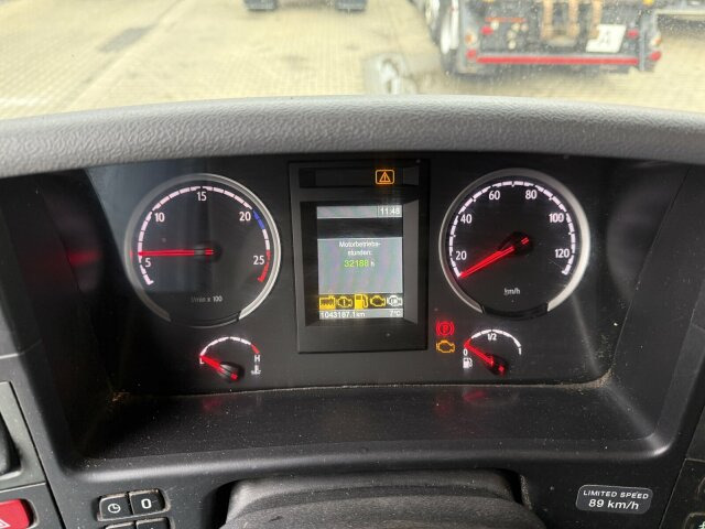 Scania R560 6x4 Holztransport Kran LOGLIFT HIAB 140S79R - Houttransport, Kraanwagen: afbeelding 2 Scania R560 6x4 Holztransport Kran LOGLIFT HIAB 140S79R - Houttransport, Kraanwagen: afbeelding 2