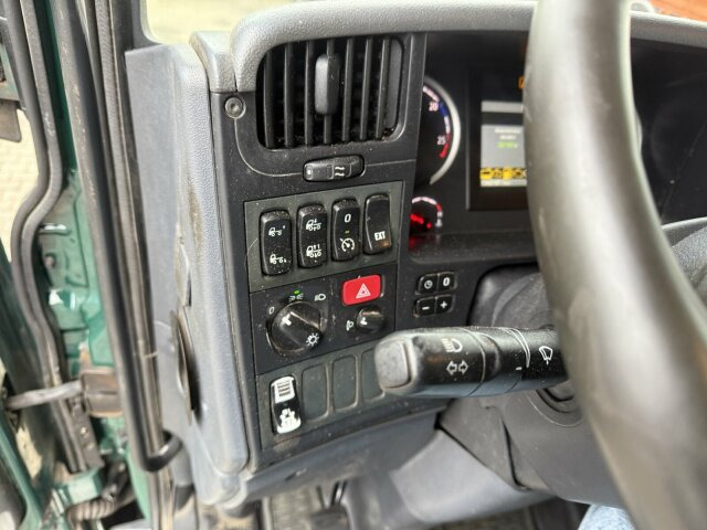 Scania R560 6x4 Holztransport Kran LOGLIFT HIAB 140S79R - Houttransport, Kraanwagen: afbeelding 3 Scania R560 6x4 Holztransport Kran LOGLIFT HIAB 140S79R - Houttransport, Kraanwagen: afbeelding 3