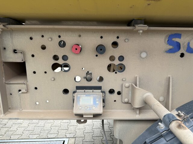 Schmitz Cargobull Cargobull CARGOBULL SKI 24 SL 7.2 - Kipper oplegger: afbeelding 4 Schmitz Cargobull Cargobull CARGOBULL SKI 24 SL 7.2 - Kipper oplegger: afbeelding 4