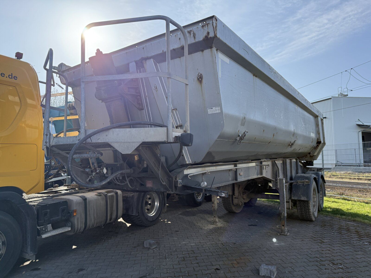 Schwarzmüller SM K100C ABO Kippauflieger 2 Achse - Kipper oplegger: afbeelding 1 Schwarzmüller SM K100C ABO Kippauflieger 2 Achse - Kipper oplegger: afbeelding 1