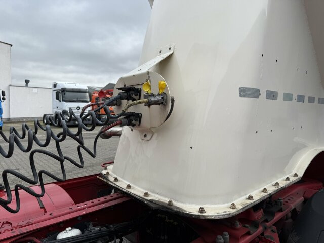 DAF XF480 FT 4x2 SZM Euro 6 ADR - Trekker: afbeelding 5 DAF XF480 FT 4x2 SZM Euro 6 ADR - Trekker: afbeelding 5