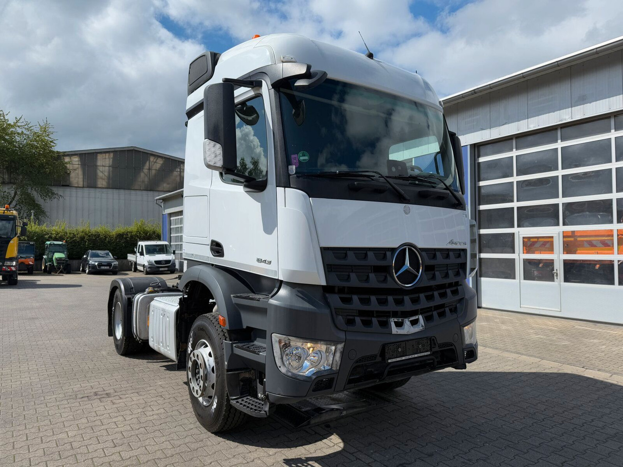 Mercedes-Benz Arocs 1843 4x2 SZM Euro 6 Kipphydraulik - Trekker: afbeelding 1 Mercedes-Benz Arocs 1843 4x2 SZM Euro 6 Kipphydraulik - Trekker: afbeelding 1