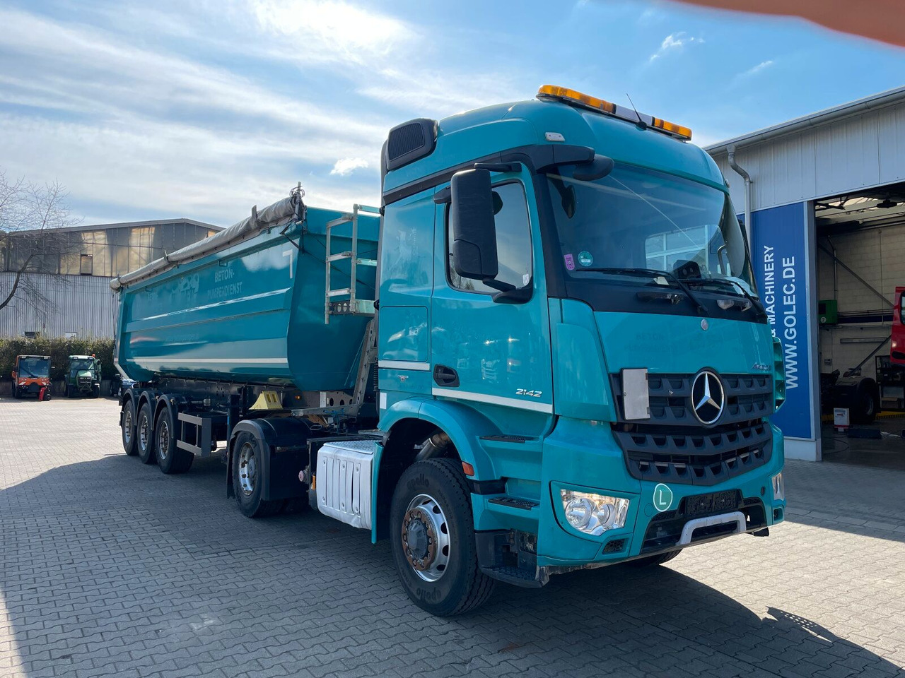 Mercedes-Benz Arocs 2142 4x4H SZM Euro 6 Kipphydraulik - Trekker: afbeelding 1 Mercedes-Benz Arocs 2142 4x4H SZM Euro 6 Kipphydraulik - Trekker: afbeelding 1