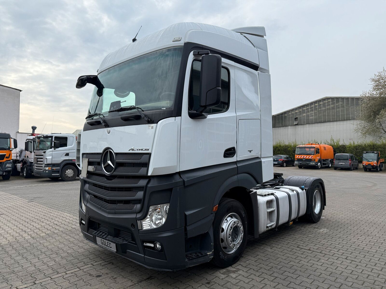 Mercedes-Benz MB Actros 1845 LS Sattelzugmaschine 4x2 - Trekker: afbeelding 2 Mercedes-Benz MB Actros 1845 LS Sattelzugmaschine 4x2 - Trekker: afbeelding 2