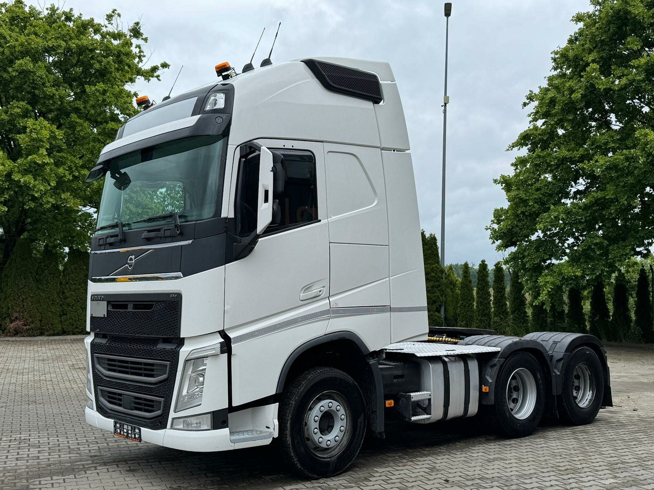 Volvo FH 540 6x4 EURO6 SZM - Trekker: afbeelding 2 Volvo FH 540 6x4 EURO6 SZM - Trekker: afbeelding 2