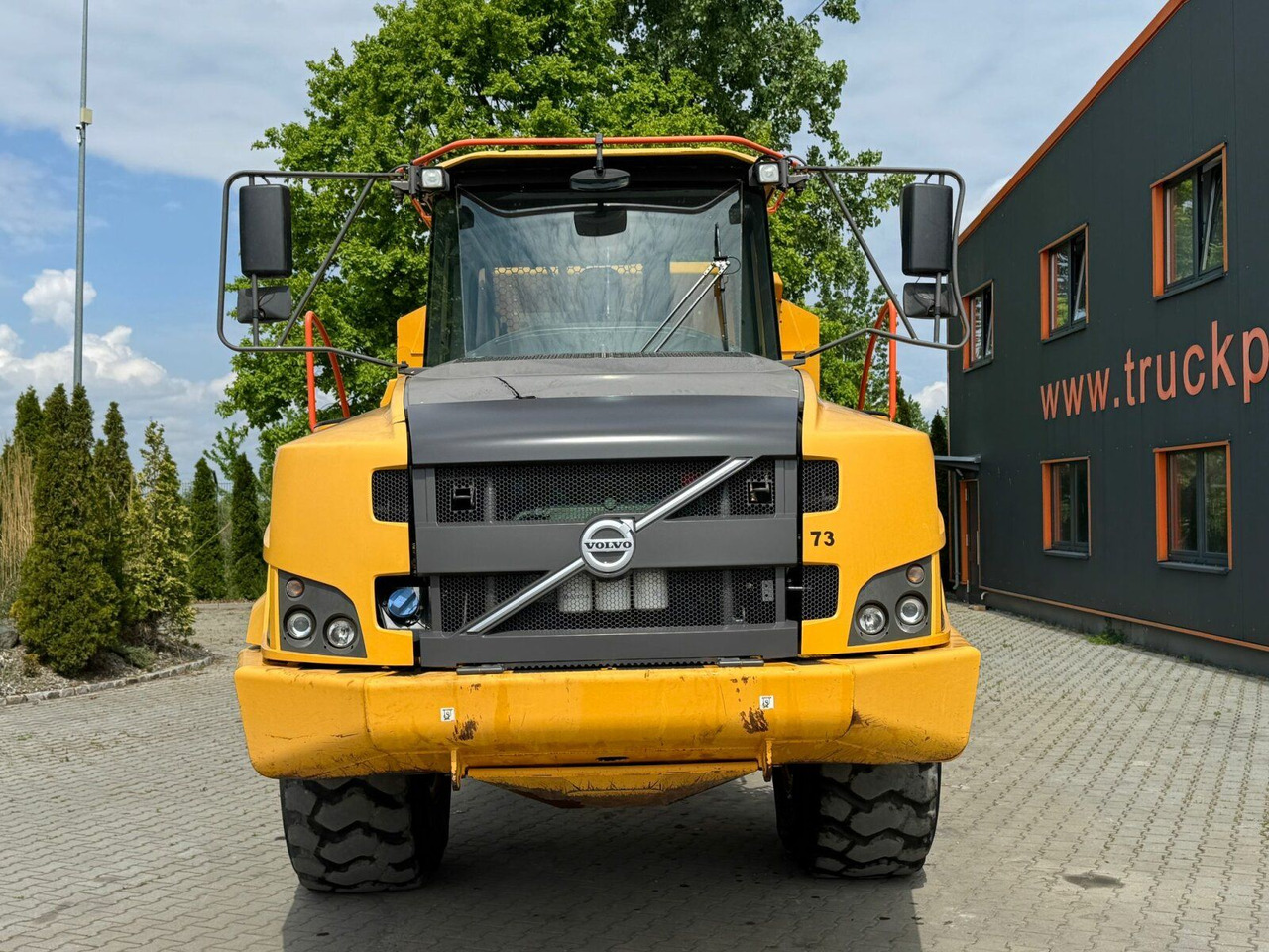 Volvo A25G Dumper 22,5 Ton 11.361 Stunden Volvo A25G Dumper 22,5 Ton 11.361 Stunden - Kiepwagen met knikbesturing: afbeelding 3 Volvo A25G Dumper 22,5 Ton 11.361 Stunden Volvo A25G Dumper 22,5 Ton 11.361 Stunden - Kiepwagen met knikbesturing: afbeelding 3
