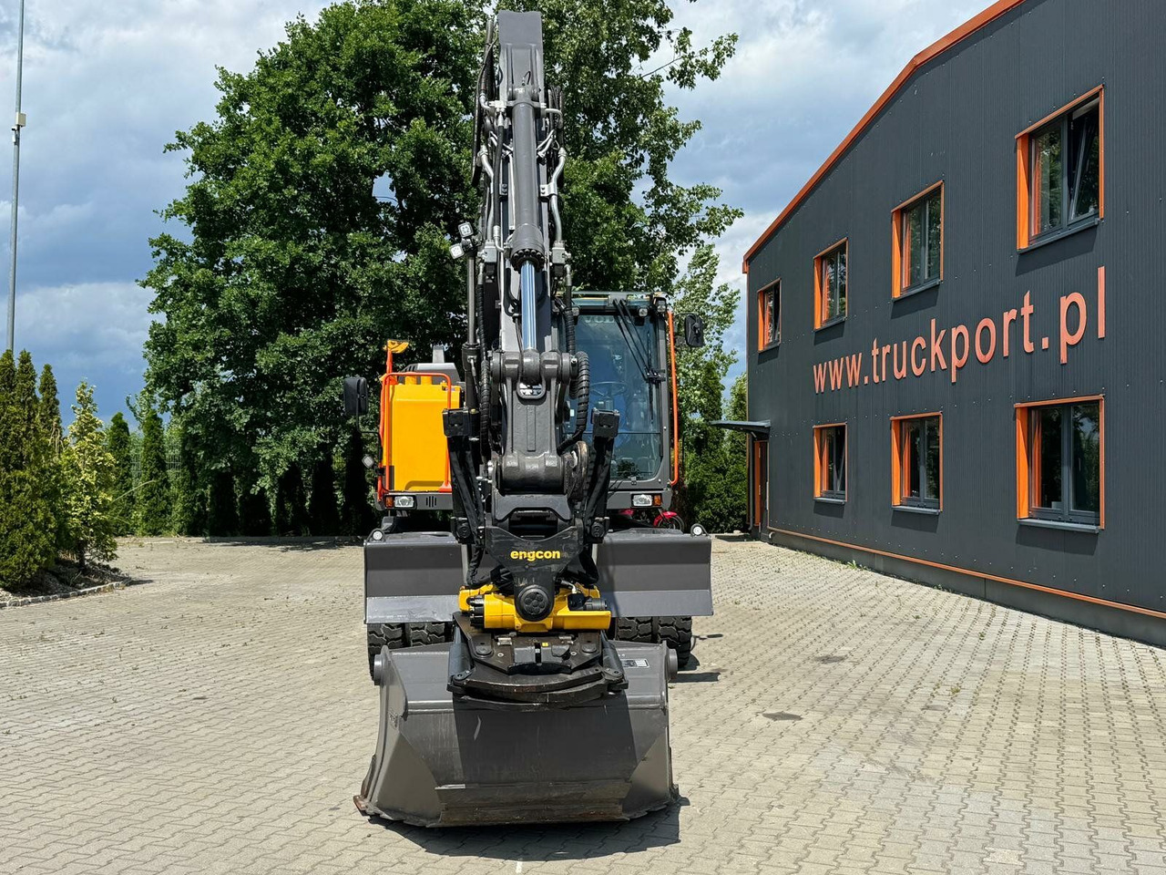 Volvo EWR150E Mobilbagger mit ROTATOR ENCONG EC319 - Mobiele graafmachine: afbeelding 2 Volvo EWR150E Mobilbagger mit ROTATOR ENCONG EC319 - Mobiele graafmachine: afbeelding 2