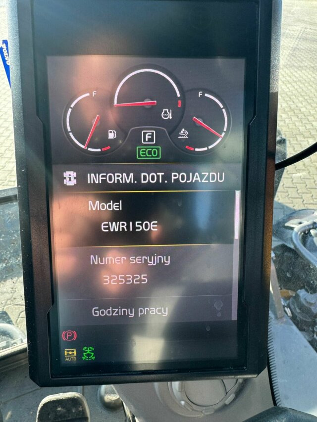 Volvo EWR150E Mobilbagger mit ROTATOR ENCONG EC319 - Mobiele graafmachine: afbeelding 3 Volvo EWR150E Mobilbagger mit ROTATOR ENCONG EC319 - Mobiele graafmachine: afbeelding 3