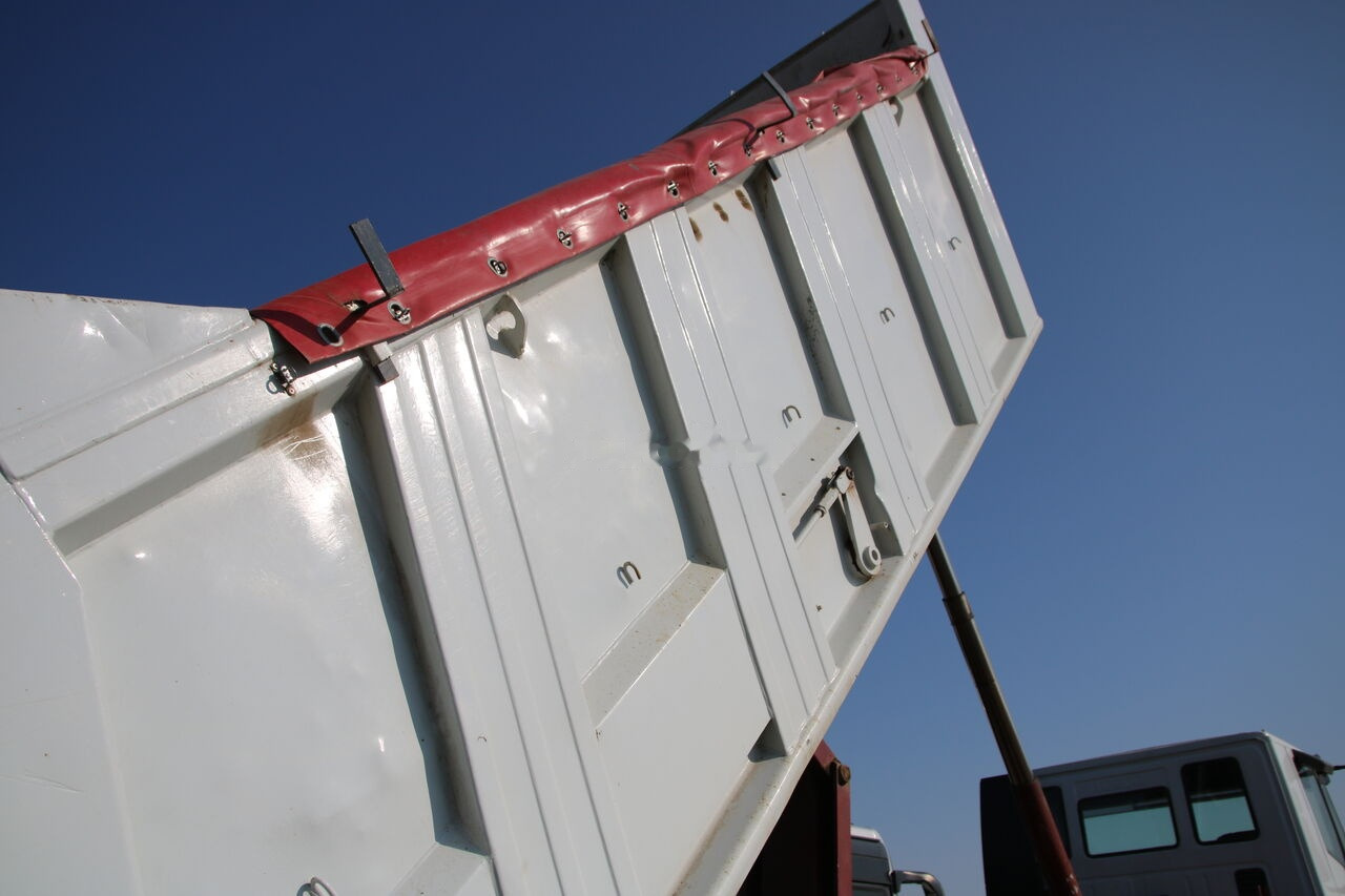 IVECO euro tracker MP41E44W - Kipper vrachtwagen: afbeelding 5 IVECO euro tracker MP41E44W - Kipper vrachtwagen: afbeelding 5