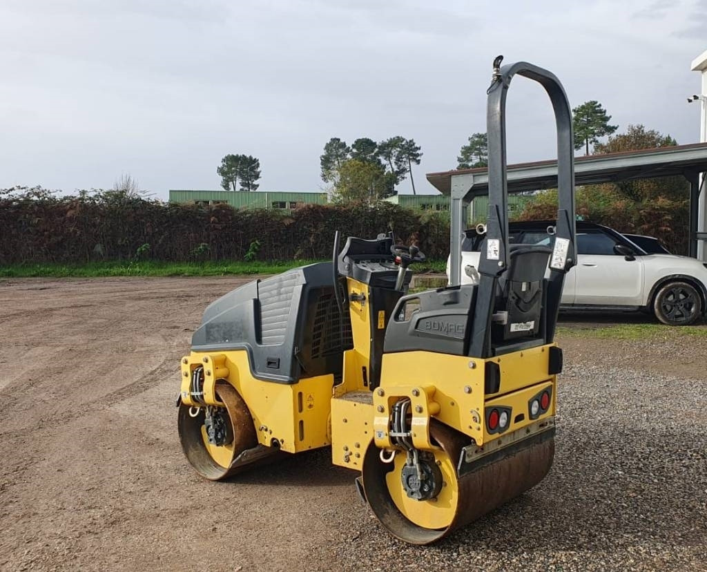 Bomag BW 100 AD M-5 - Asfaltwals: afbeelding 3 Bomag BW 100 AD M-5 - Asfaltwals: afbeelding 3