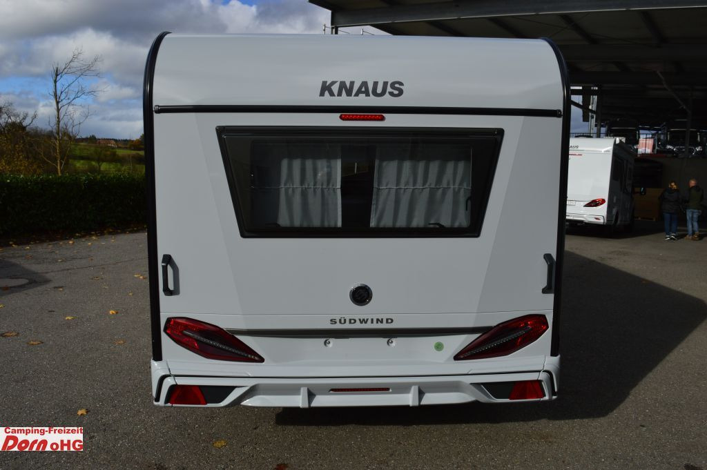 Knaus Südwind 540 UE Black Selection Elektrische Fußbo - Caravan: afbeelding 4 Knaus Südwind 540 UE Black Selection Elektrische Fußbo - Caravan: afbeelding 4