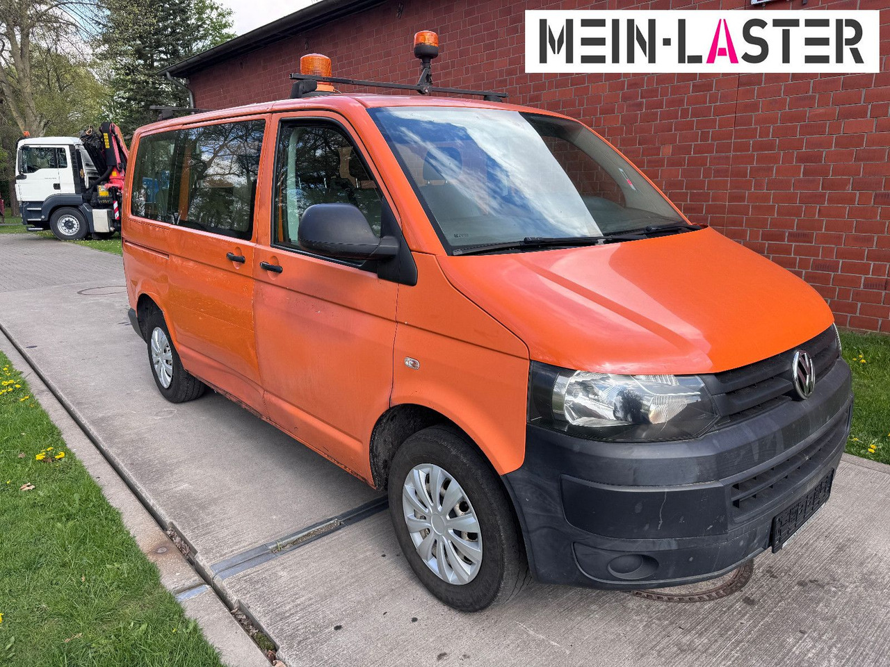 Volkswagen T5 2.0 tdi Bus 9 Sitzer - Personenvervoer: afbeelding 1 Volkswagen T5 2.0 tdi Bus 9 Sitzer - Personenvervoer: afbeelding 1