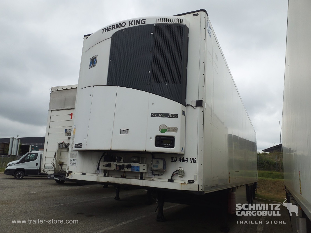SCHMITZ Reefer Standard Taillift - Isotherm oplegger: afbeelding 4 SCHMITZ Reefer Standard Taillift - Isotherm oplegger: afbeelding 4
