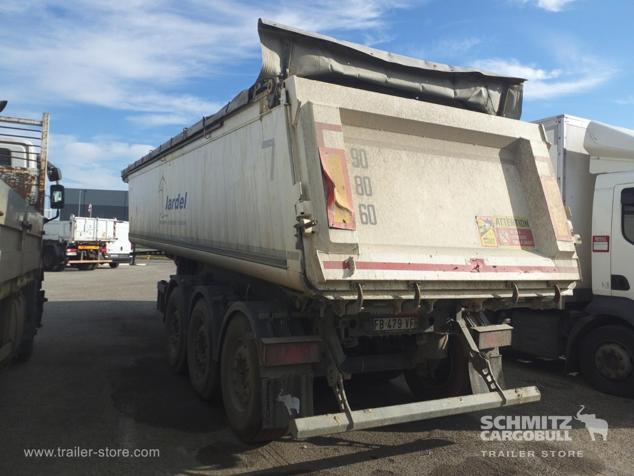 SCHMITZ Tipper Alu-square sided body 24m³ - Kipper oplegger: afbeelding 2 SCHMITZ Tipper Alu-square sided body 24m³ - Kipper oplegger: afbeelding 2