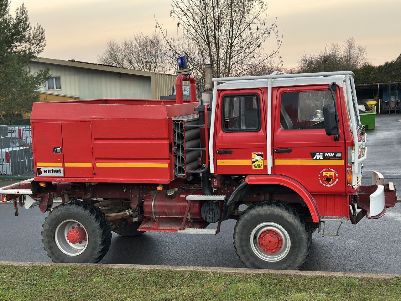 RENAULT M180 - Brandweerwagen: afbeelding 5 RENAULT M180 - Brandweerwagen: afbeelding 5