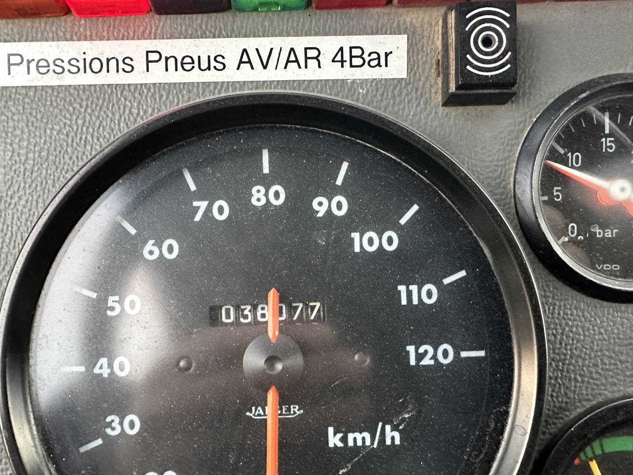 Brandweerwagen RENAULT M180: afbeelding 9 Brandweerwagen RENAULT M180: afbeelding 9