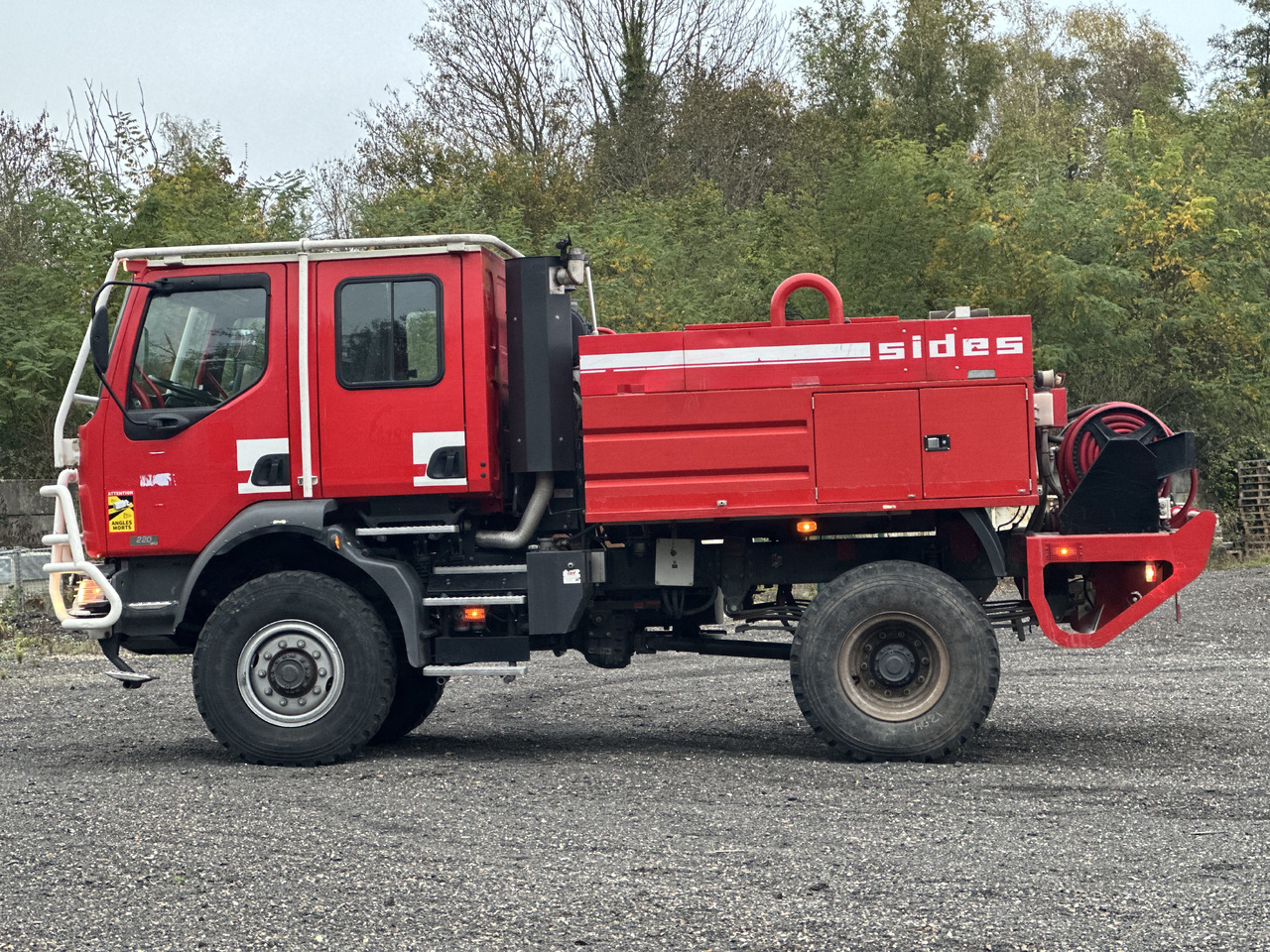 RENAULT Midlum 220 4x4 - Brandweerwagen: afbeelding 3 RENAULT Midlum 220 4x4 - Brandweerwagen: afbeelding 3