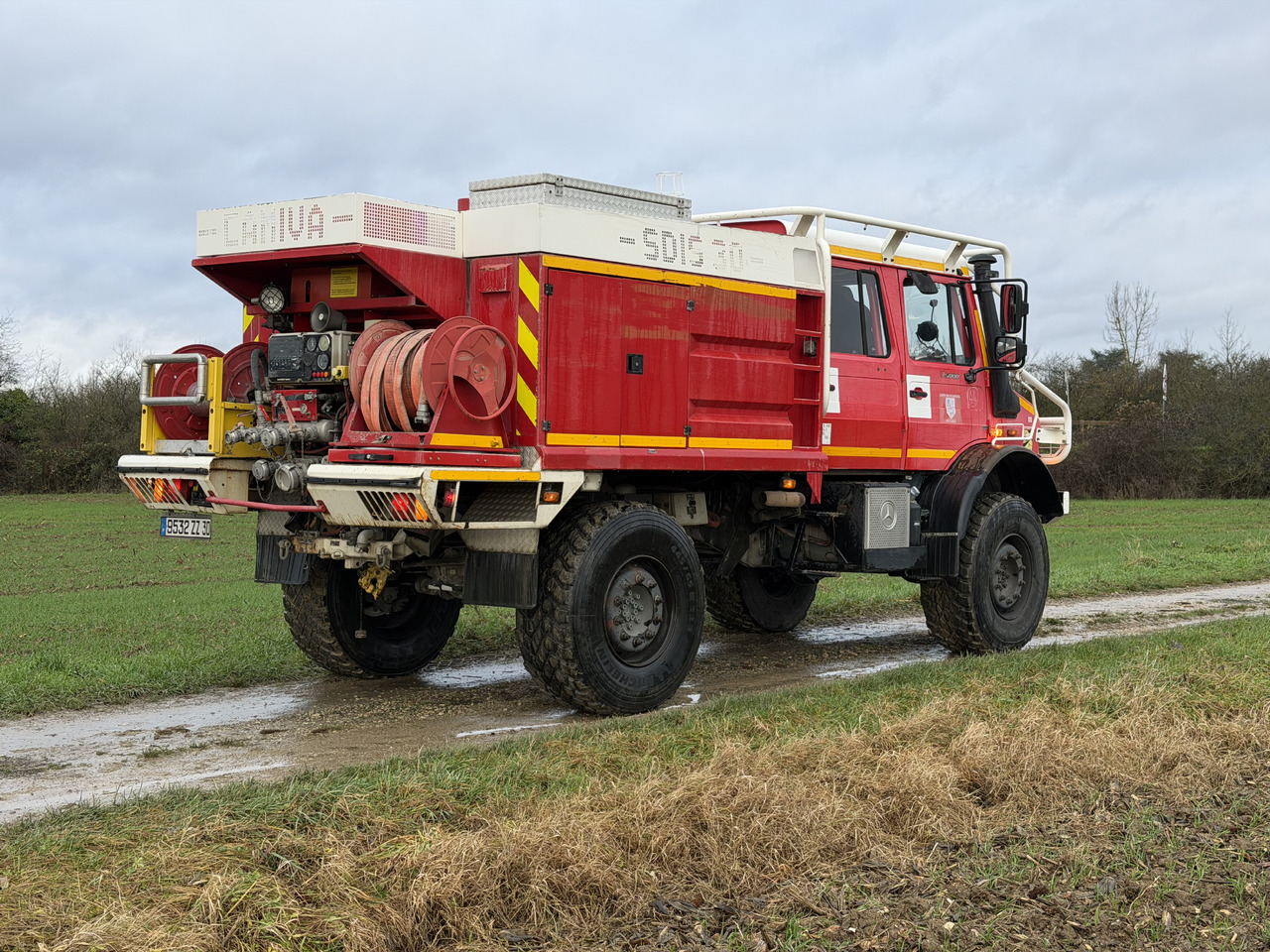 DE POMPIER MERCEDES-BENZ U5000 4X4 UNIMOG - Vrachtwagen: afbeelding 3 DE POMPIER MERCEDES-BENZ U5000 4X4 UNIMOG - Vrachtwagen: afbeelding 3
