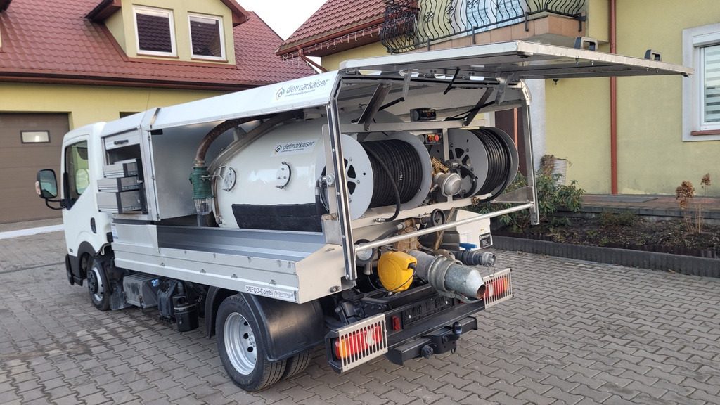 Nissan Cabstar COMBI Kanalreiniger VAAVUM CLEANER - Vacuümwagen: afbeelding 4 Nissan Cabstar COMBI Kanalreiniger VAAVUM CLEANER - Vacuümwagen: afbeelding 4