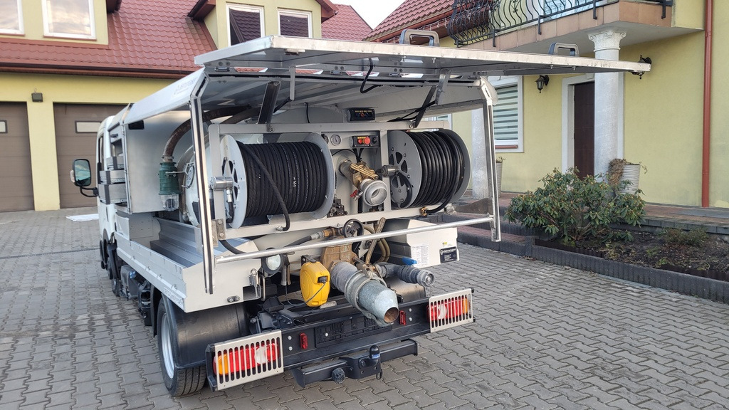 Nissan Cabstar COMBI Kanalreiniger VAAVUM CLEANER - Vacuümwagen: afbeelding 5 Nissan Cabstar COMBI Kanalreiniger VAAVUM CLEANER - Vacuümwagen: afbeelding 5