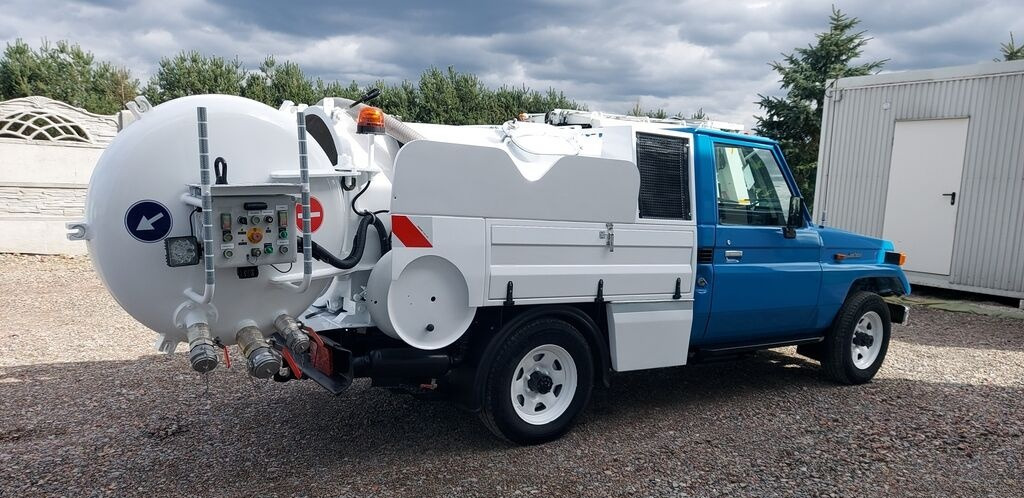 Vacuümwagen Toyota Land Cruiser COMBI HYDRO CLEANER 4x4: afbeelding 33