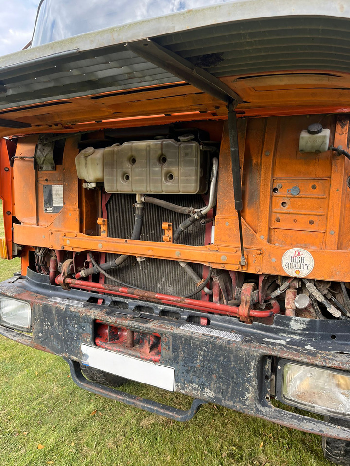 Kipper vrachtwagen IVECO Magirus 260-30: afbeelding 10 Kipper vrachtwagen IVECO Magirus 260-30: afbeelding 10