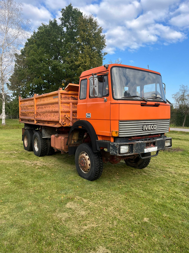 IVECO Magirus 260-30 - Kipper vrachtwagen: afbeelding 1 IVECO Magirus 260-30 - Kipper vrachtwagen: afbeelding 1