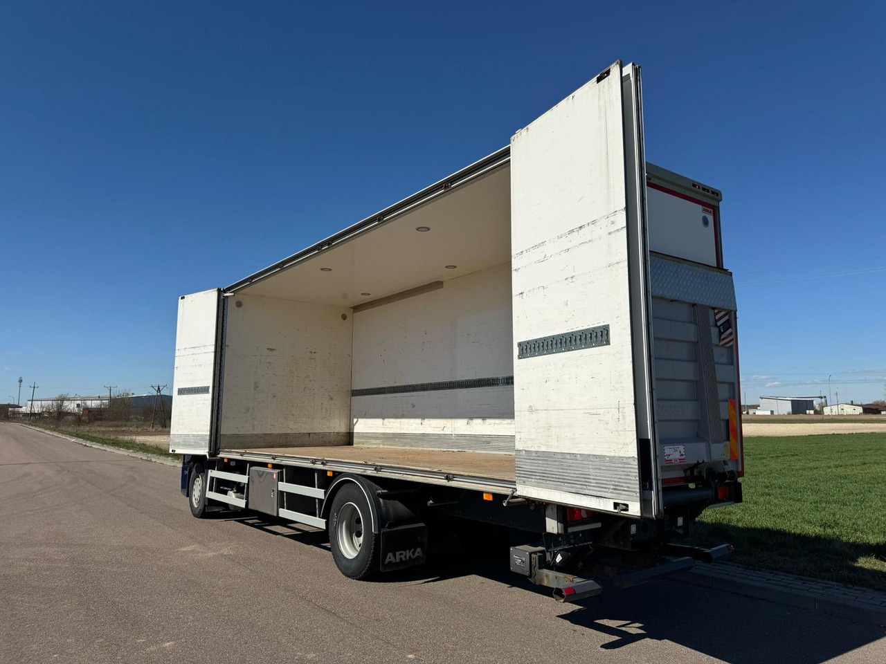 Bakwagen RENAULT T380: afbeelding 11
