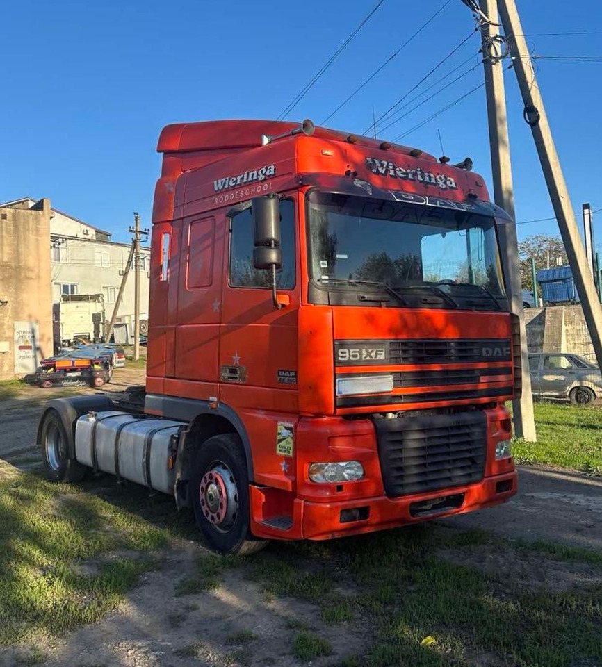 DAF XF 95.380 - Trekker: afbeelding 1 DAF XF 95.380 - Trekker: afbeelding 1