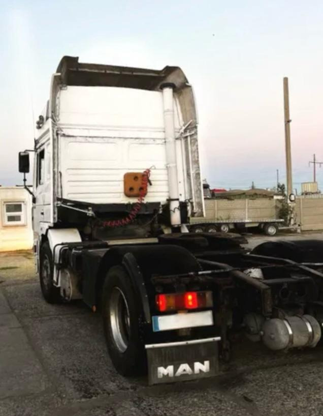 MAN 19-414 - Trekker: afbeelding 4 MAN 19-414 - Trekker: afbeelding 4